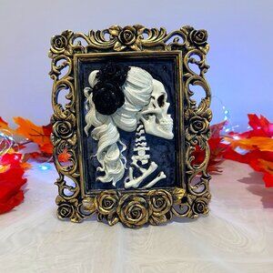 Halloween 9.25" x 7.25"  resin gothic Victorian skeleton in gold frame